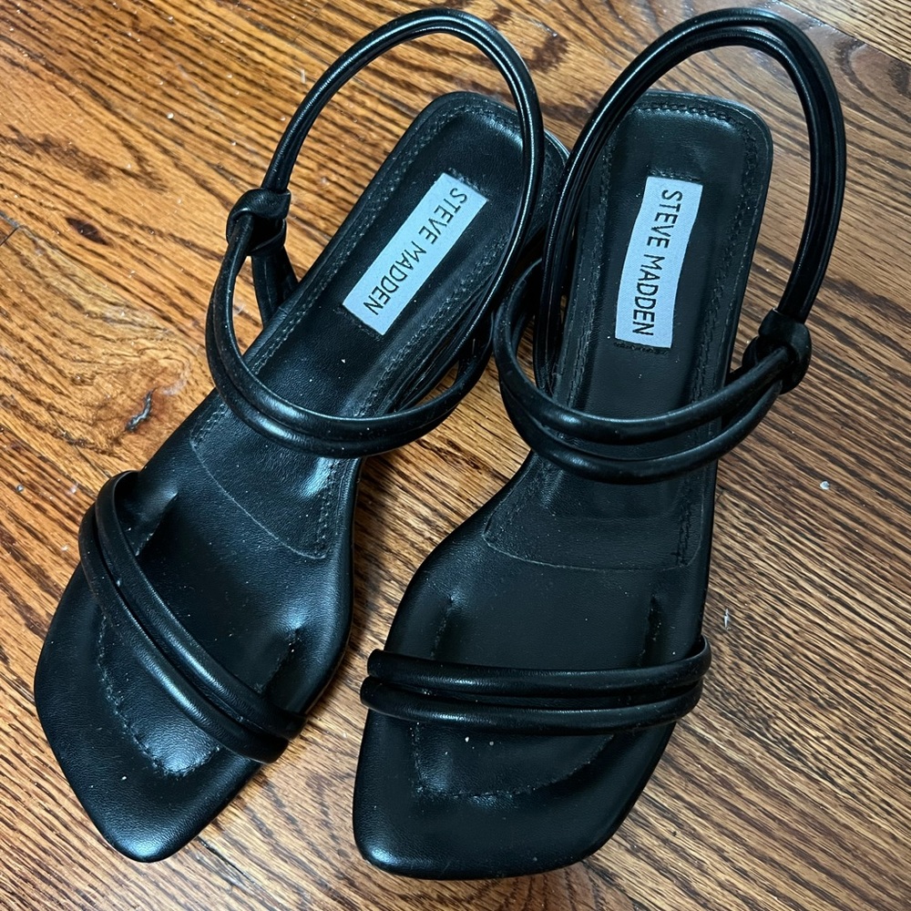 Black Strappy Heeled Sandal